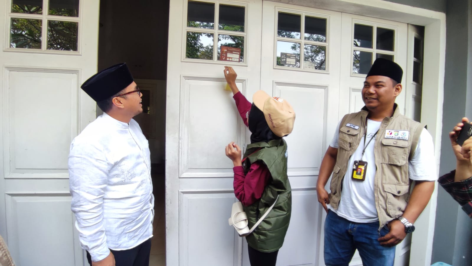 Petugas Pantarlih Lakukan Coklit di Rumah Wakil Wali Kota Tangsel