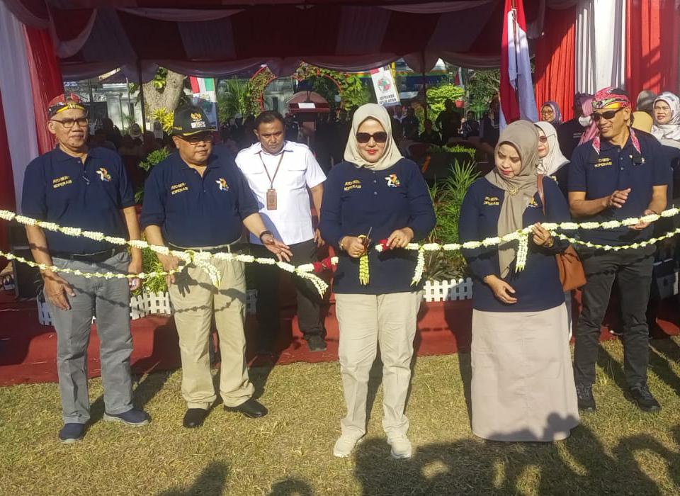 Wali Kota Blitar Puji Bazzar UMKM dan Job Fair, Banyak Anak Muda Mau Kerja di Luar Negeri