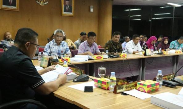 RDP Pansus dengan Dinas PUPR-PKKP Provinsi Riau