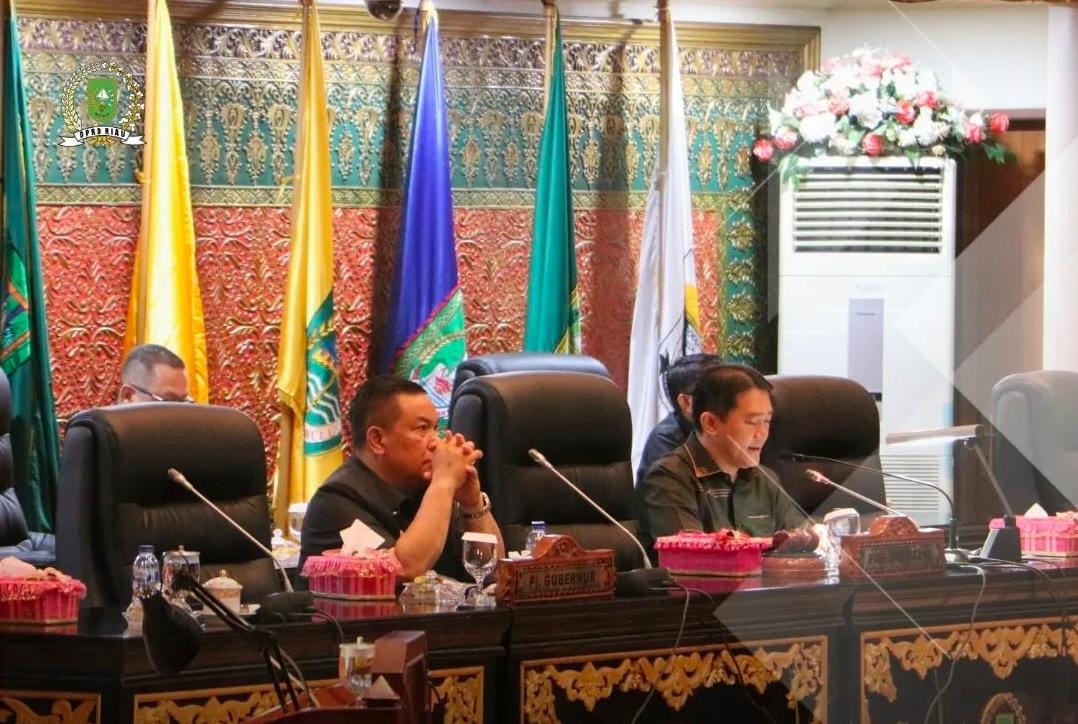 DPRD Provinsi Riau Menggelar Rapat Paripurna Dengan Beberapa Agenda