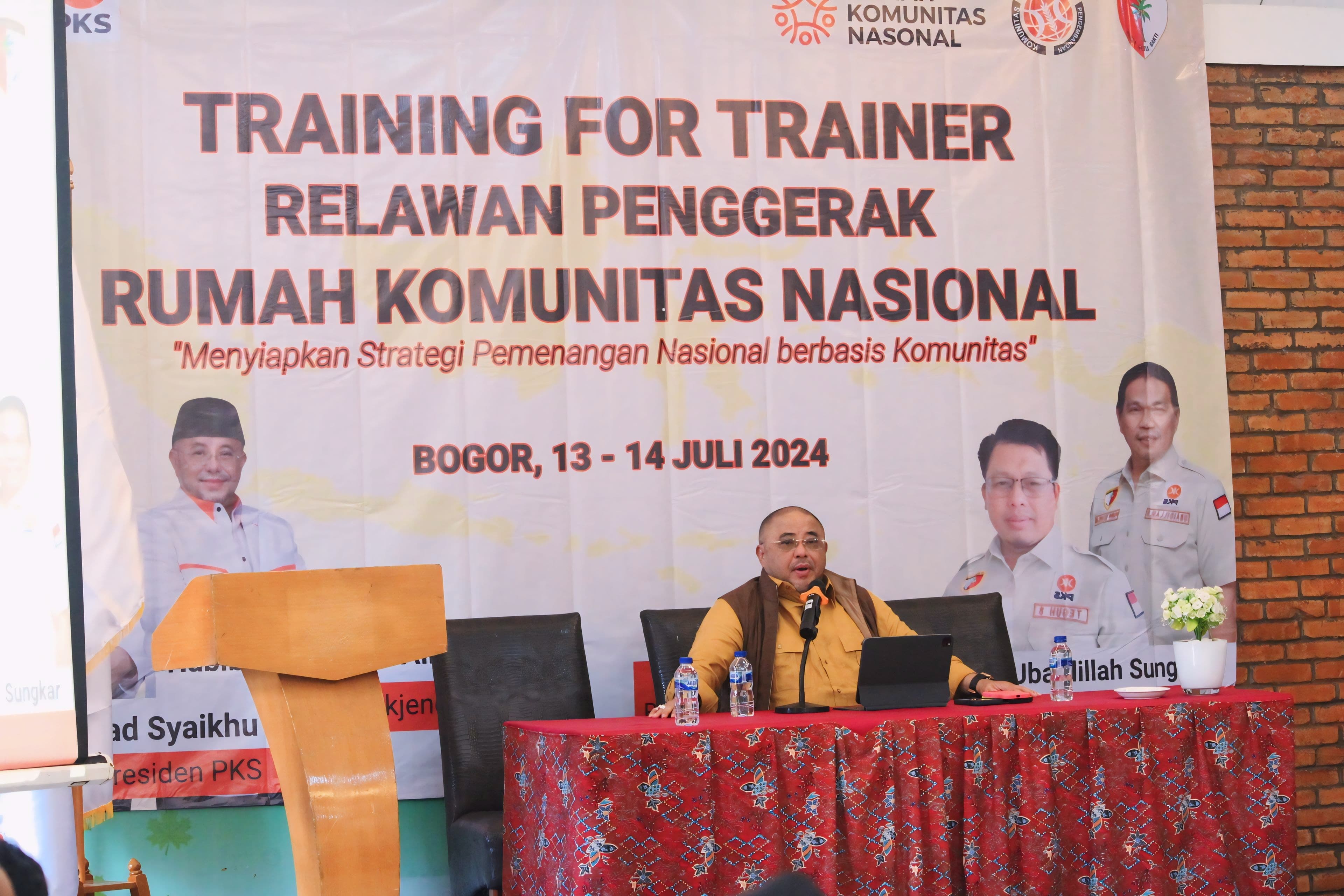 Sekjen PKS Tekankan, Para Aleg Harus Paham Visi Misi Partai