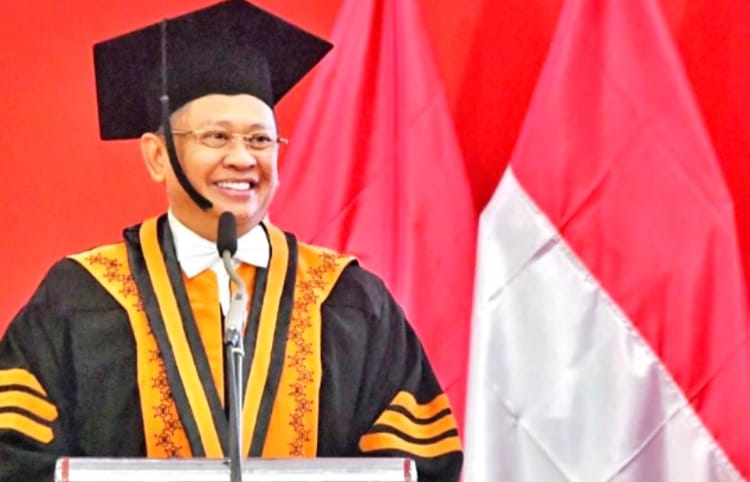 Catatan Ketua MPR RI: Bermartabat jika Menyoal Kurangnya Tenaga Pendidik