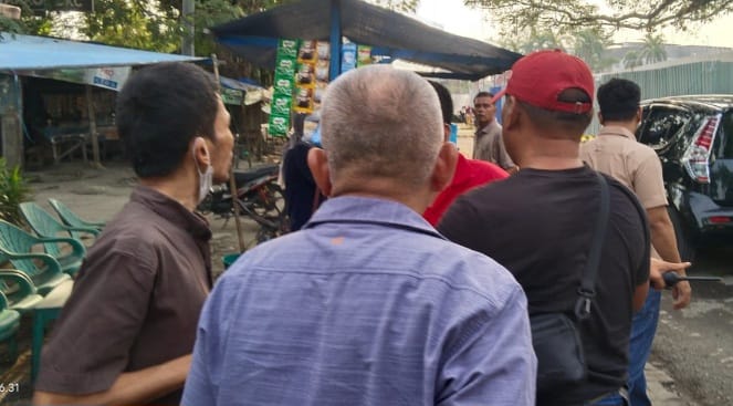 Security PT Lingkar Persada Usir Wartawan Ketika Dikonfirmasi Soal Proyek Stadion Teladan