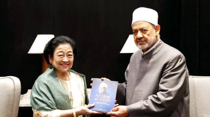 Megawati Mendapat Undangan Khusus Imam Besar Mesir Berkunjung ke Kampung Halamannya