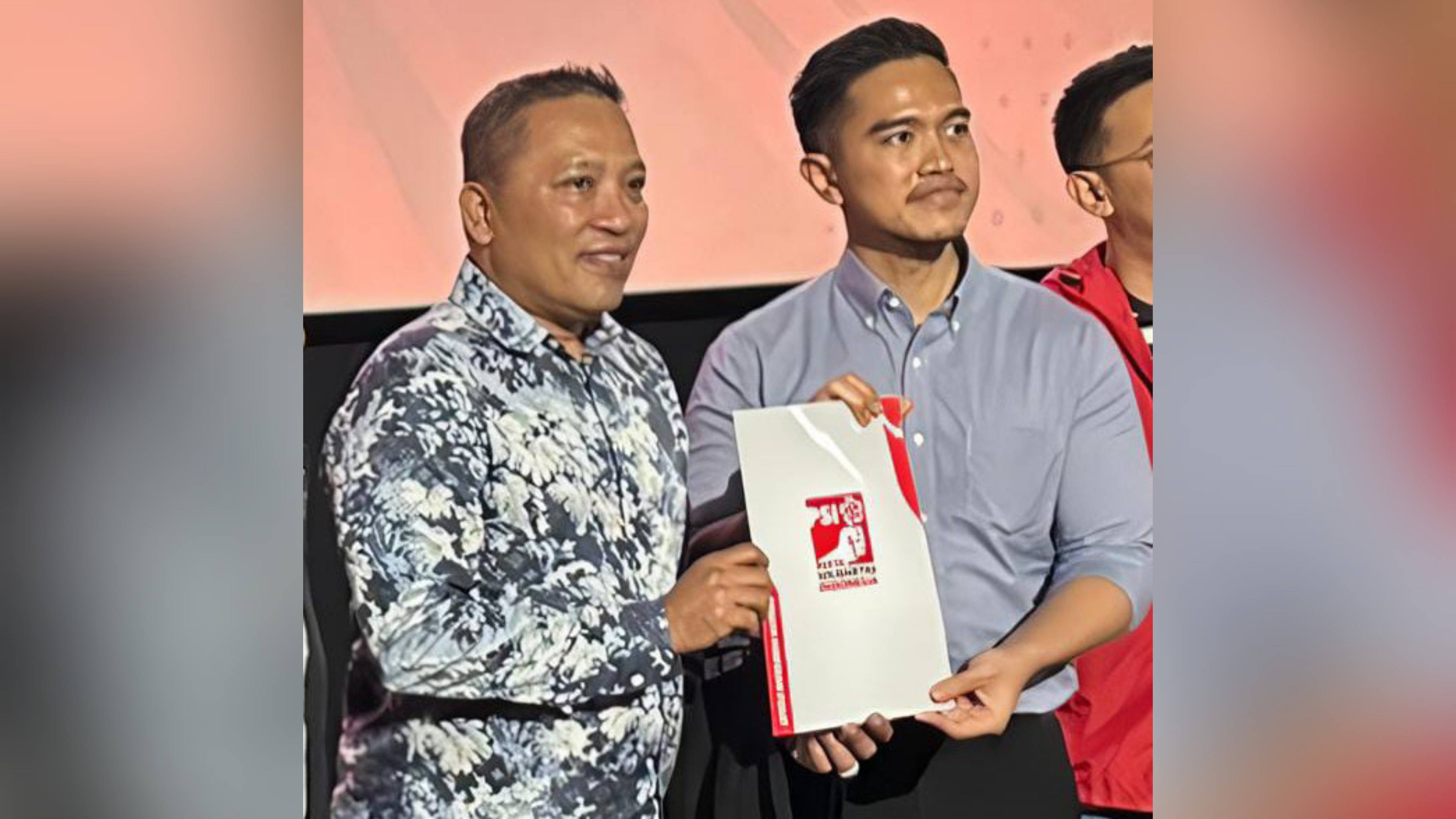 Kaesang Serahkan Rekomendasi PSI Untuk Aba Idi Dan Ra Mahfudz