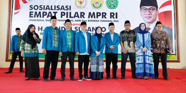 Yandri Susanto : Pendidikan Kunci Sukses Indonesia Emas 2045