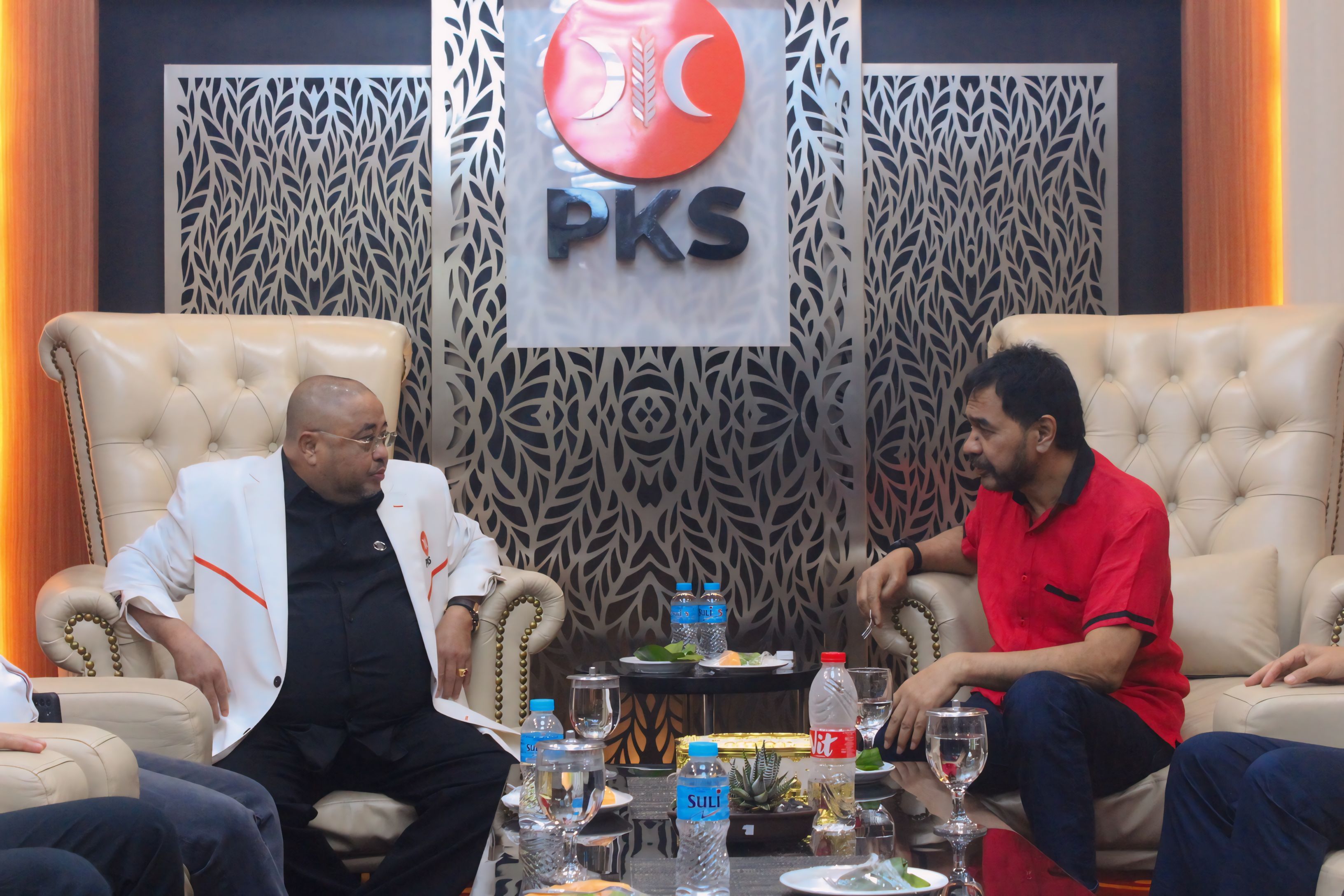 PKS Resmi Usung Mualem di Pilkada Aceh 2024, Ini Harapan Habib Aboe