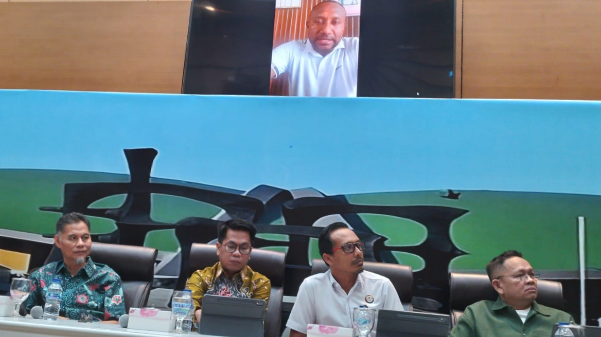 Yan Mandenas: Pemerintah Wajib Lakukan Pemerataan Informasi Penyiaran Digital