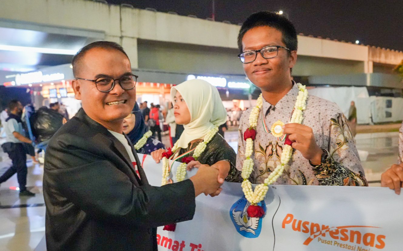 Rebut Tiga Emas dan Satu Perunggu, Indonesia Juara Umum International Geography Olympiad (iGeo) 2024