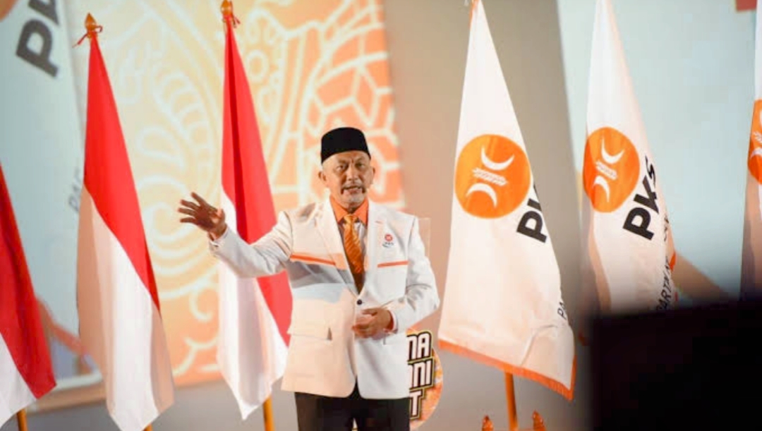 Presiden PKS Akui Sudah Komunikasi dengan Prabowo