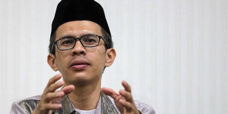 DPR RI Batalkan Pengesahan RUU Pilkada, Ujang Komarudin: Anies Punya Khans untuk Maju