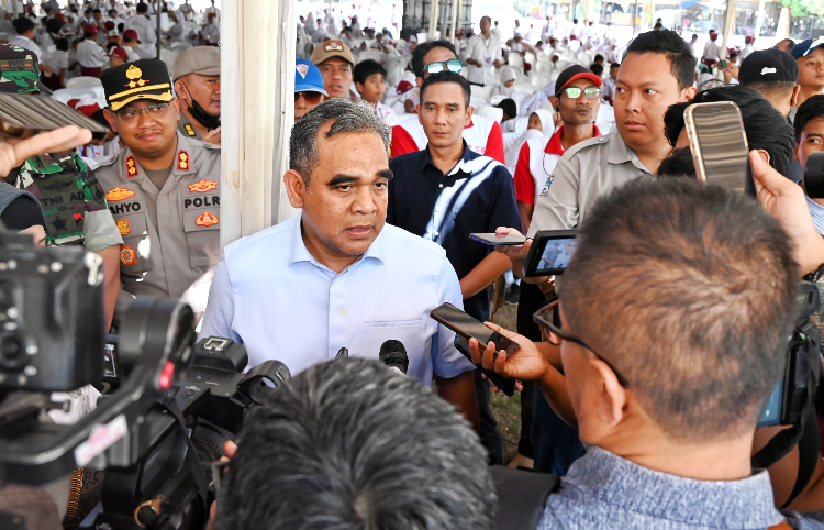Ajak Dialog Siswa Peserta Simulasi Makan Bergizi Gratis, Ahmad Muzani: Mereka Akan Tumbuh Menjadi Generasi Sehat Dan Berkualitas