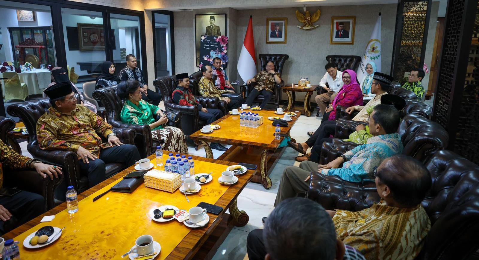 Ketua DPD RI Komit Akan Terus Perjuangkan Keberadaan Kerajaan dan Kesultanan Nusantara