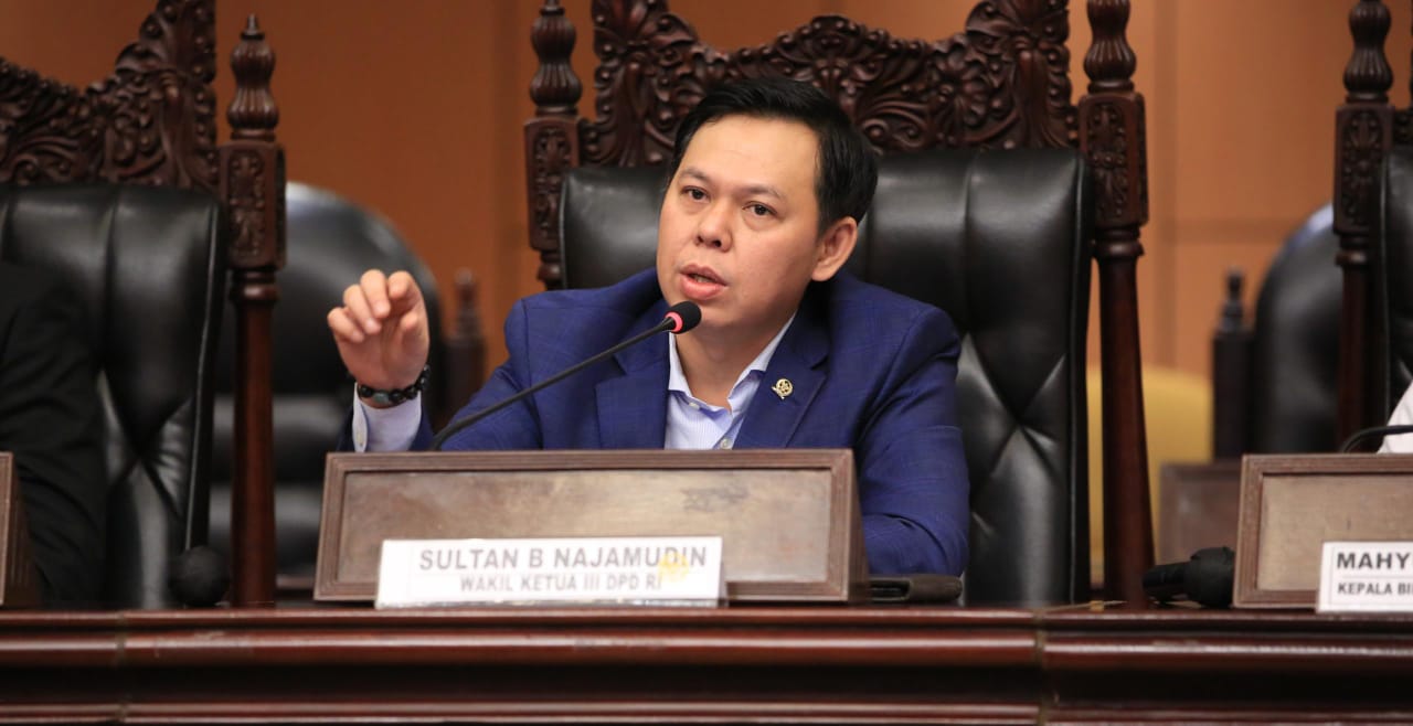 Sultan B Najamudin AJak Mahasiswa UNIB Terjun Ke Dunia Politik