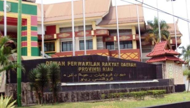 Dugaan Mega Korupsi, Polisi Amankan Puluhan Ribu Tiket Fiktif di Sekretariat DPRD Riau