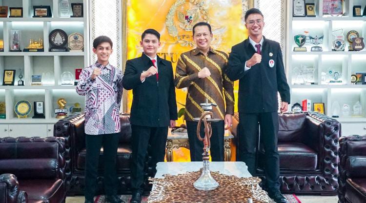 Didapuk Jadi Ketua Dewan Pembinan Forum Kader Pemuda Bela Negara,Bamsoet Ajak Sukseskan Pilkada Serentak