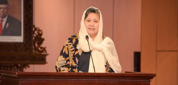 Peran Muslimah Strategis Membentuk Generasi Penerus yang Tangguh