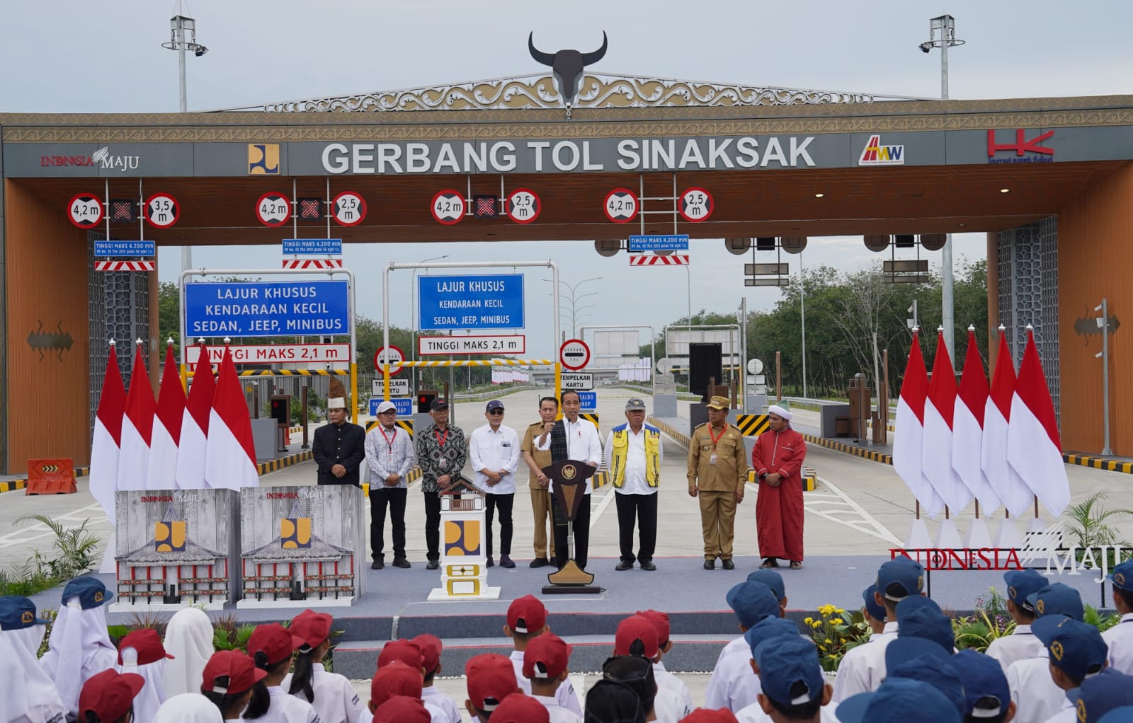 Pj Gubernur Sumut Fatoni Dampingi Presiden Jokowi Resmikan 3 Seksi Pada Ruas Tol