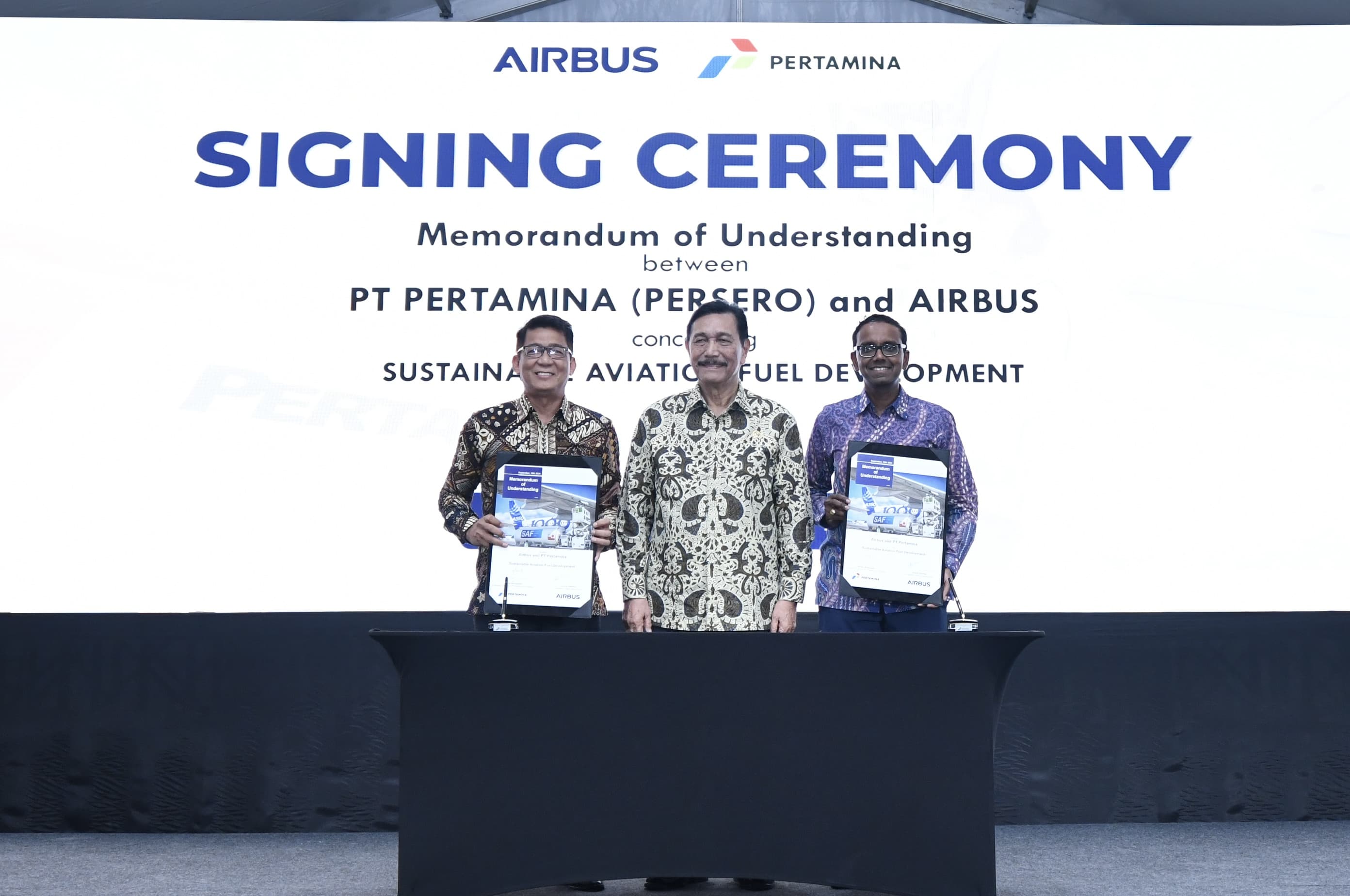 Pertamina dan Airbus Jajaki Kerja Sama Pengembangan Sustainable Aviation Fuel di Indonesia