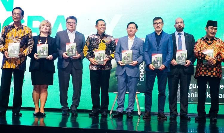 Ketua MPR RI Bamsoet Apresiasi Peluncuran Buku 'Green Democracy' Sultan Bachtiar Najamudin