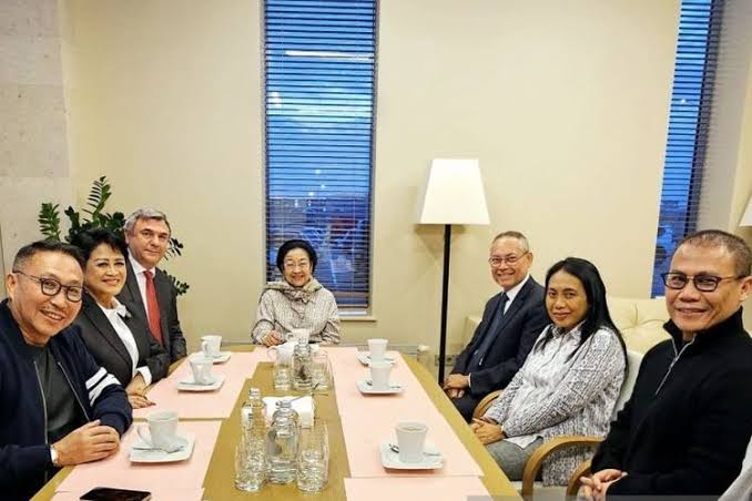 Megawati Perkenalkan Pancasila kepada Dunia
