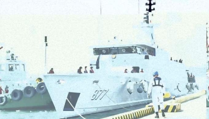 KRI Marlin-877 dan Filipina BRP Ricarte Gelar Patroli Bersama