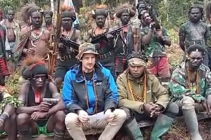 BNPT Ungkap Kolaborasi Jadi Kunci Keberhasilan TNI-Polri Bebaskan Sandera KKB