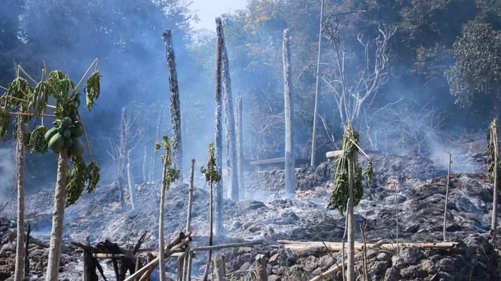 Kampung Kahale di Desa Harona Kalla dilalap Si Jago Merah, Pjs. Bupati Sumba Barat Sambangi Korban