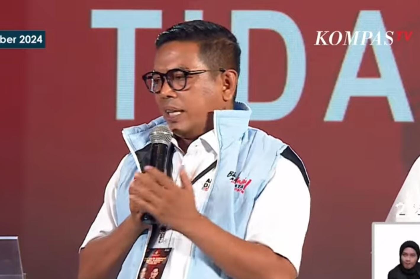 Andra Soni Kutip Buku ‘Bumi Manusia’ dalam Debat Calon Gubernur Banten 2024