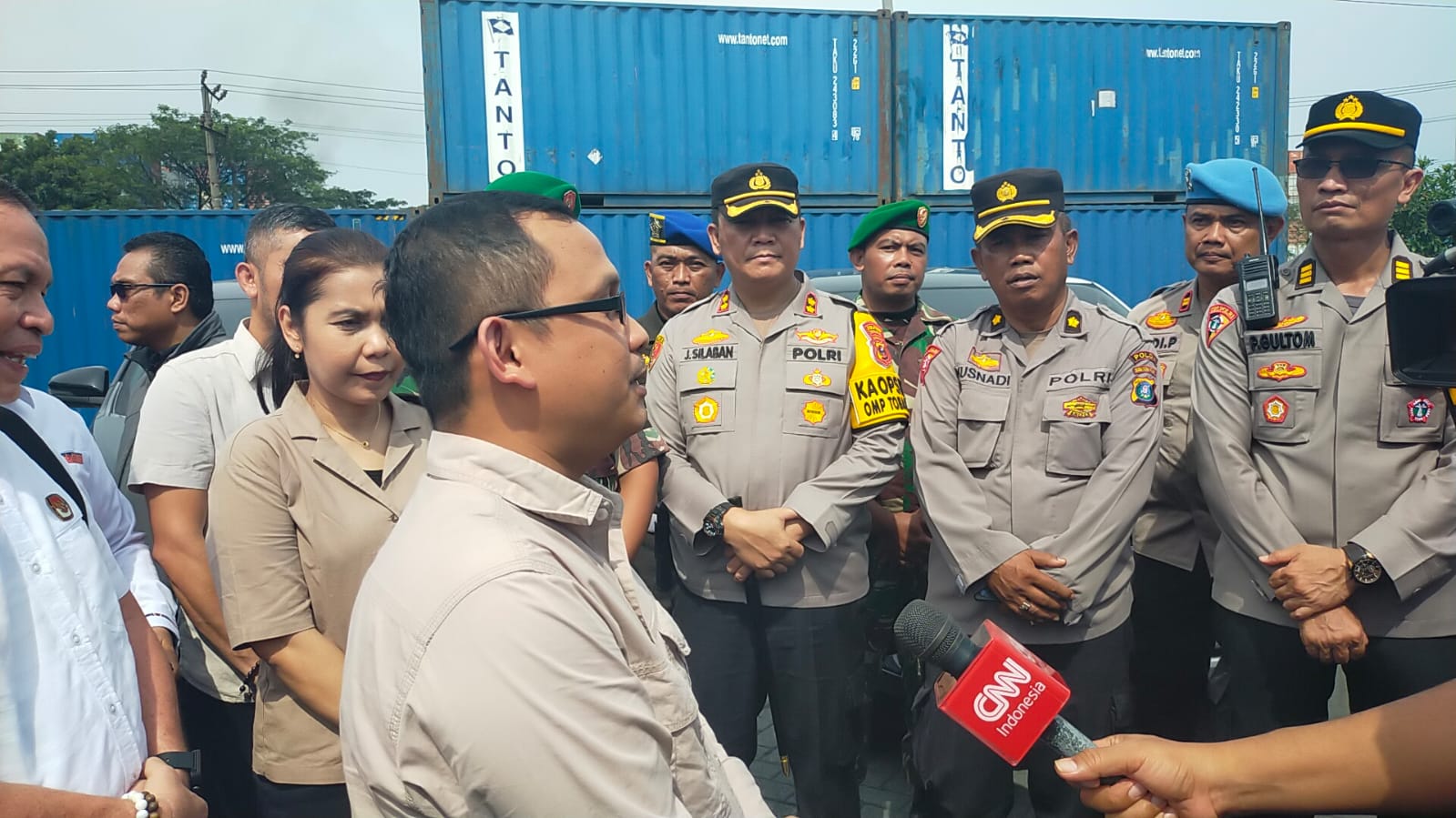 Tiba di Belawan Lima Kontainer, KPU Sumut Mulai Salurkan Surat Suara