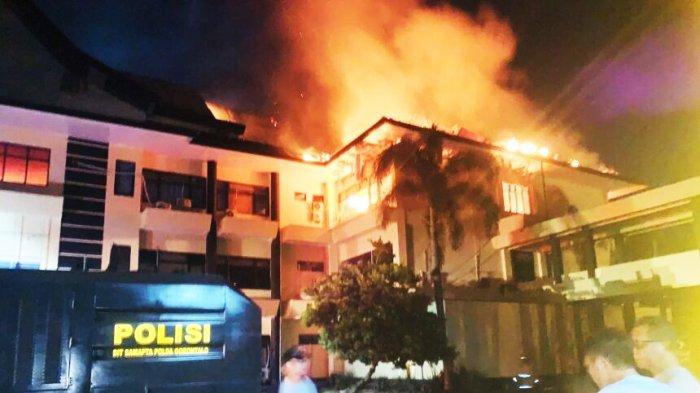 Tim Forensik Gunakan Peralatan Canggih untuk Investigasi Kebakaran Polda Gorontalo