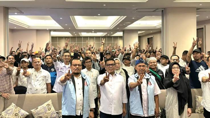 Kaum Buruh di Banten Deklarasi Dukung Andra-Dimyati