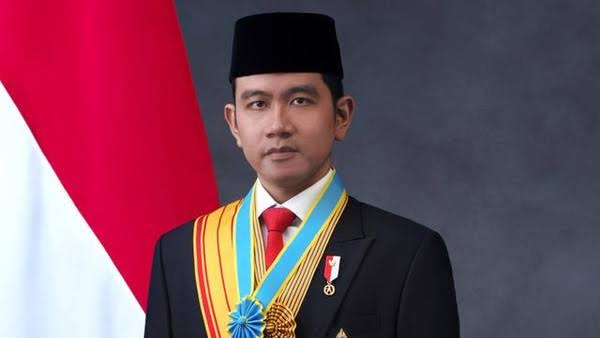 Prabowo Bakal Keliling Dunia Pekan Depan, Gibran Siap Gantikan Tugas Presiden