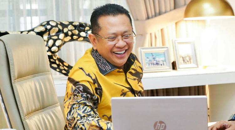 PHK, Paradoks Pertumbuhan ekonomi dan Kekuatan Konsumsi Masyarakat