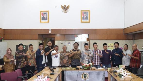Komisi I DPRD Provinsi Riau Menerima Kunker DPRD Kabupaten Kampar