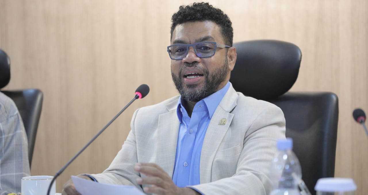 Senator Filep Kaji Besaran dan Mekanisme Distribusi Anggaran PIP serta Dana Otsus untuk Pendidikan