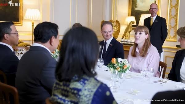 Prabowo Hadiri Jamuan Makan Siang Bersama PM Inggris