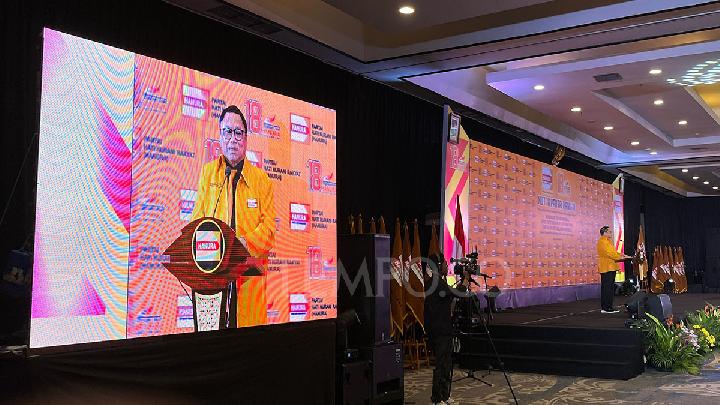 OSO Tegaskan Indonesia Ada karena Partai Kecil