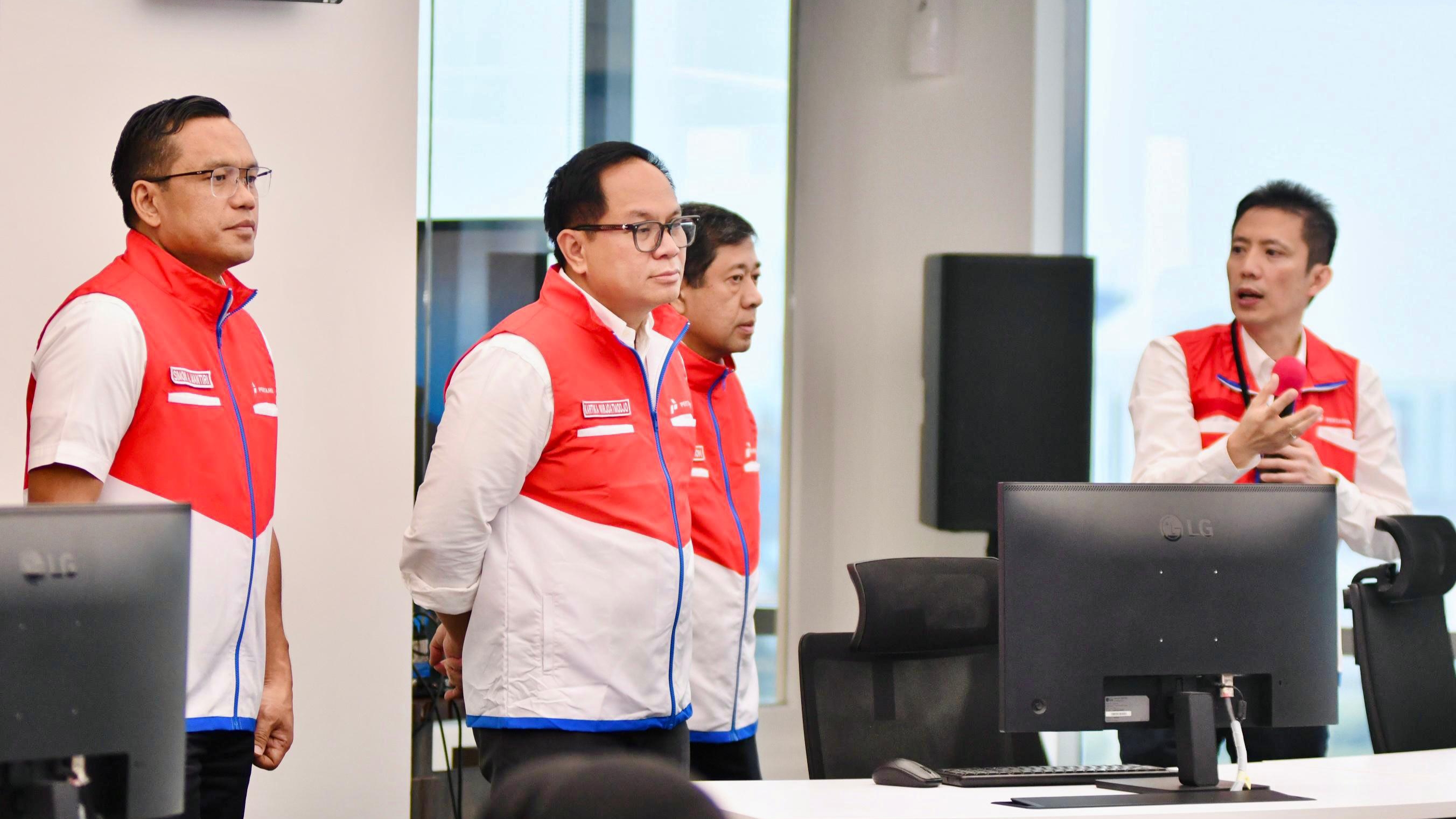 Didampingi Dirut Pertamina, Wamen BUMN Tiko Tinjau Pertamina Digital Hub