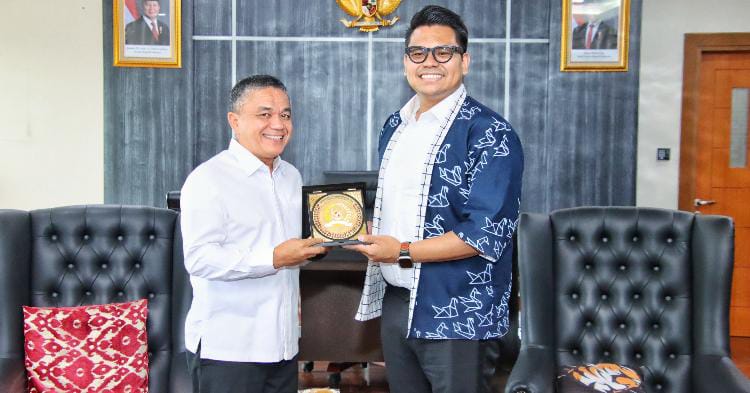 Terima Kunjungan Wali Kota Palu, Pimpinan MPR Apresiasi Perkembangan Pembangunan Palu Yang Makin Baik Pasca Bencana
