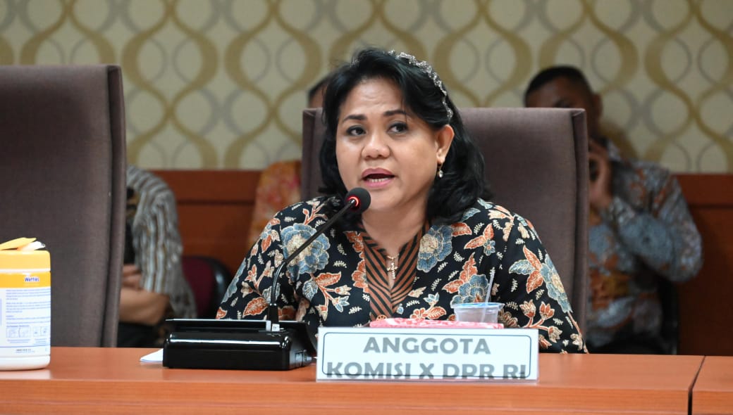 Hadirkan Pemerataan Pendidikan, Anita Jacoba: Saya Tidak Mau Ada Anak NTT yang Tidak Sekolah