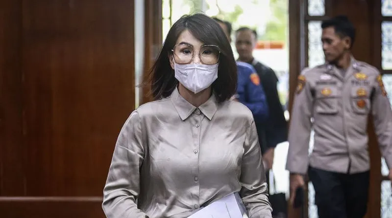 Helena Lim Jalani Sidang Vonis terkait Korupsi Timah