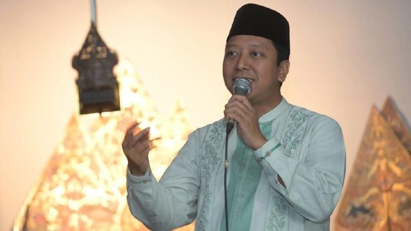 Romahurmuzy Yakin Sandiaga Mampu Bawa PPP ke Parlemen