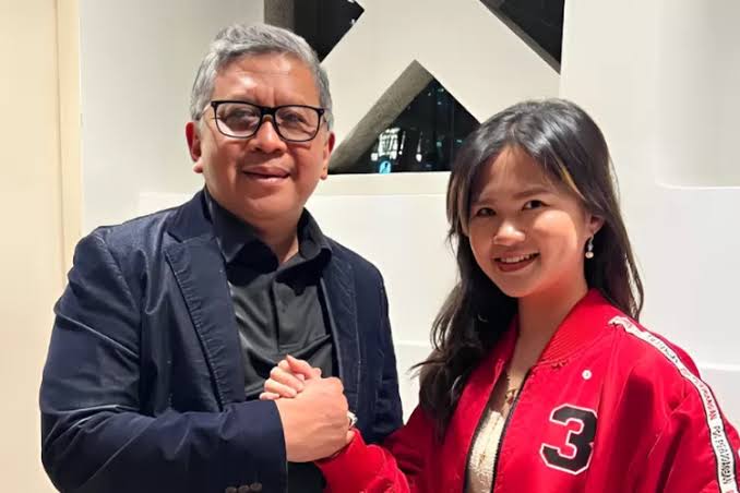 Hasto Akui Saling Bertukar Informasi dengan Mantan Pacar Kaesang Pangarep