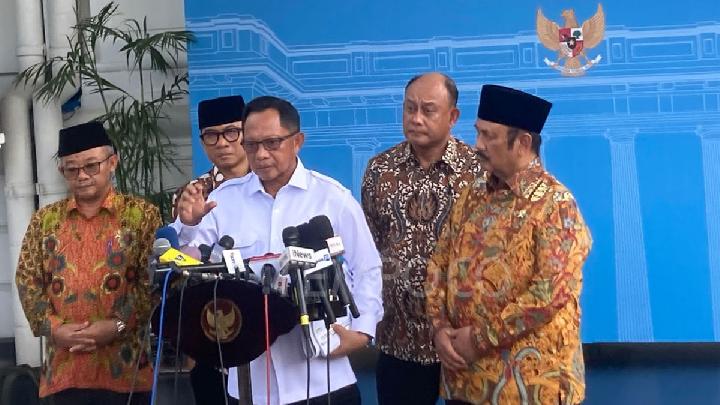 Pelantikan Kepala Daerah Menunggu Raker Pemerintah-DPR 22 Januari 2025