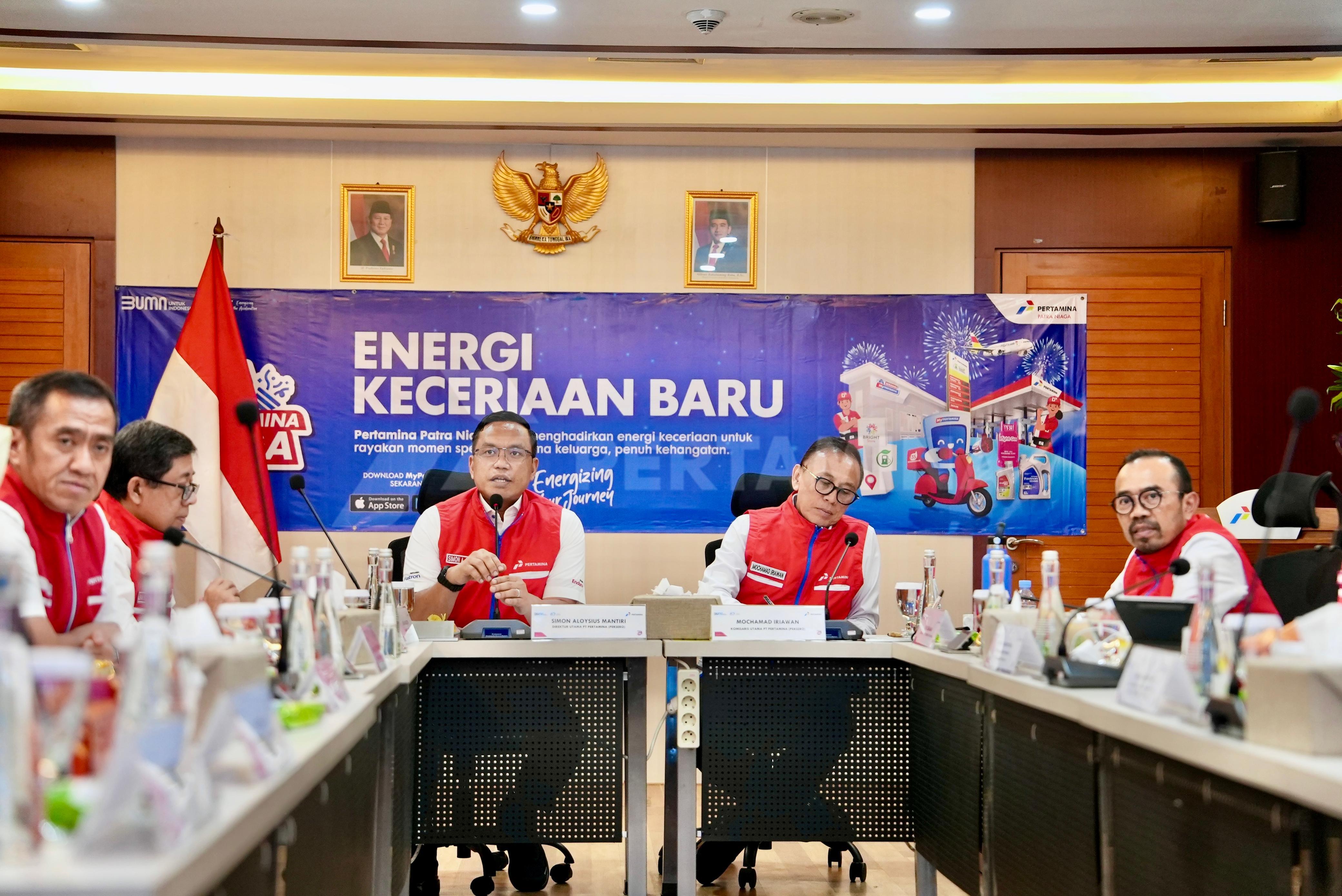 Siaga Jelang Malam Tahun Baru, Komisaris dan Direktur Utama Pertamina Kunjungi Integrated Terminal Plumpang