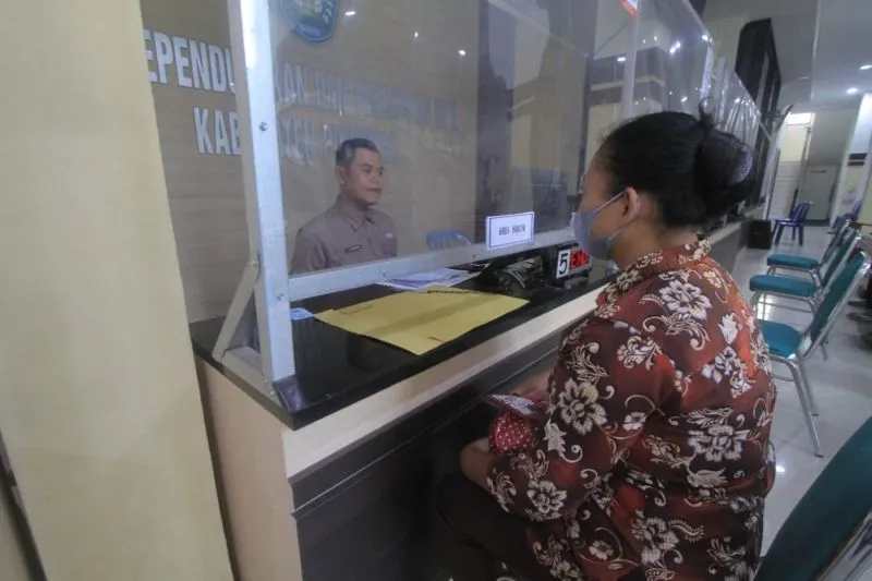 Pemkab Ponorogo Dorong Warga Aktifkan Data Kependudukan Digital Pengganti KTP-E
