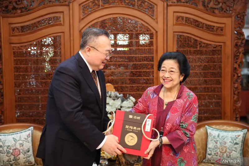 Megawati Tertarik Kesuksesan Yunnan Atasi Kemiskinan Ekstrem