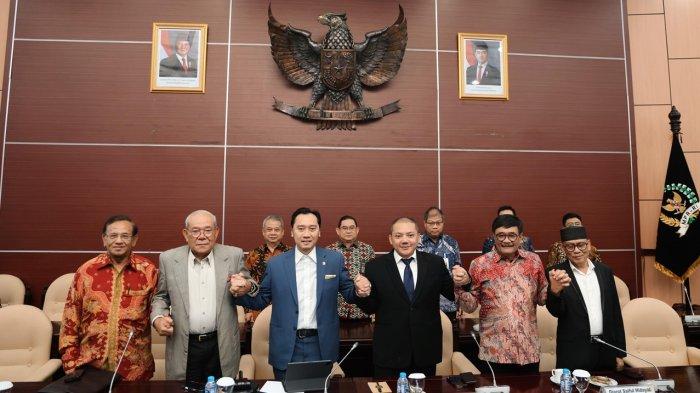 Ibas Tekankan Pentingnya Pendidikan Konstitusi