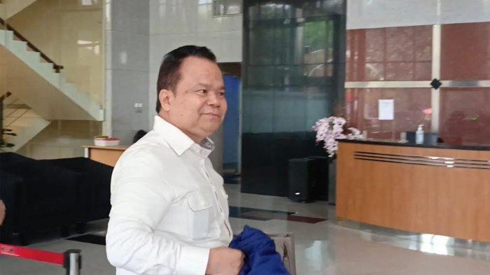 Eks Dirjen Imigrasi Ronny Sompie Diperiksa KPK